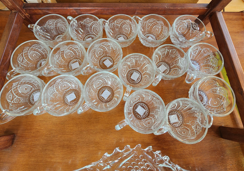Smith Glass Vintage Daisy And Button punch bowl 20 pc set